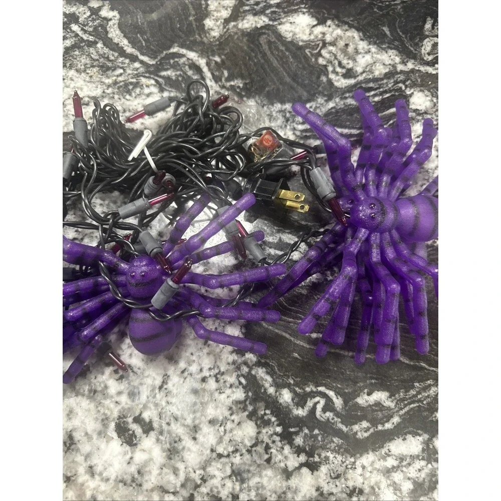 Halloween Lights - String Of 5 Spiders - Purple Working New